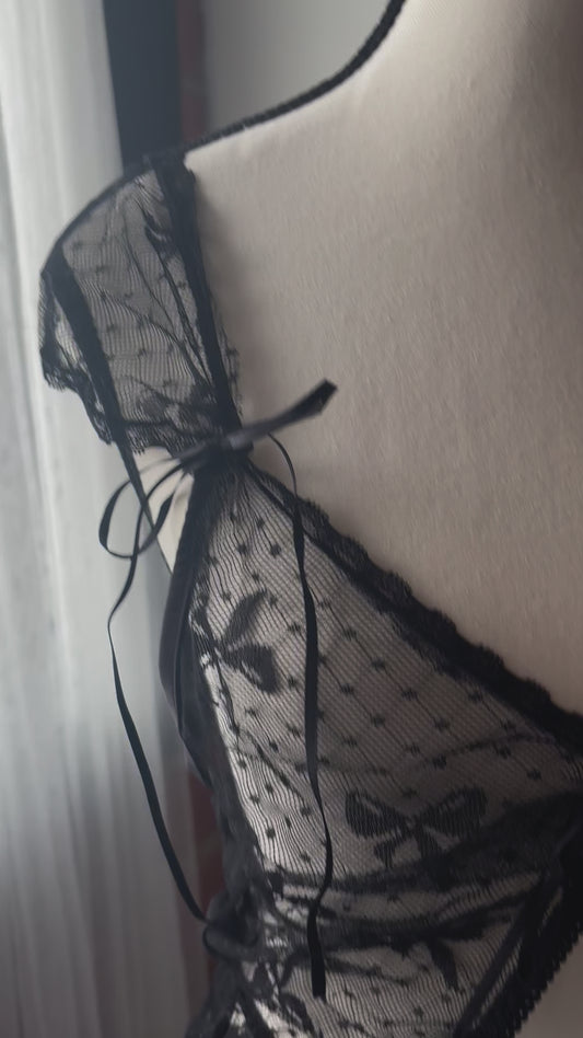 Bow Mesh Teddy - 2 S left