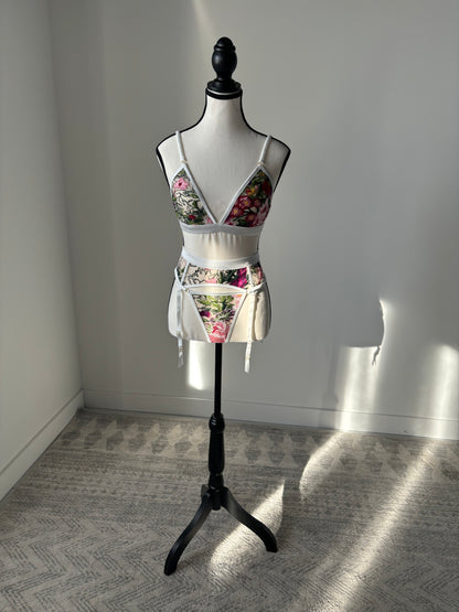 Pinkmas Embroidered Set - S, M, XXL left!