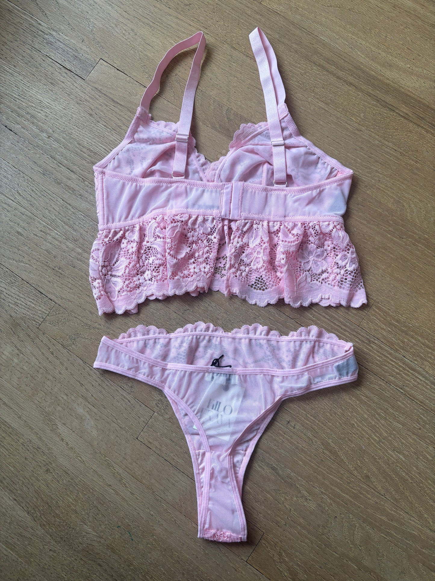 Loretta Ruffle Bralette Set