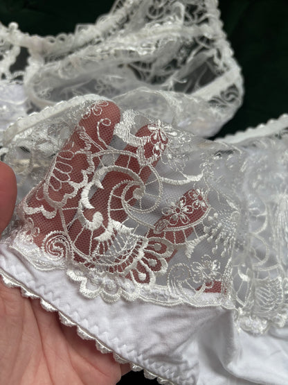 White Dahlia Bra Set (34DD & L) - only 1 available