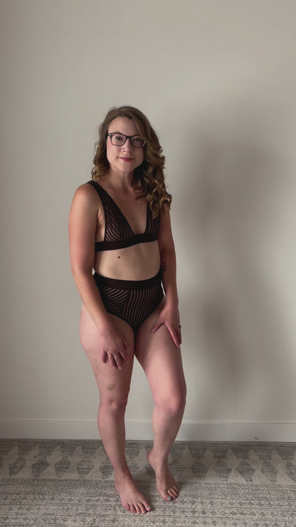 Vertigo V Neck Bralette - Cocoa